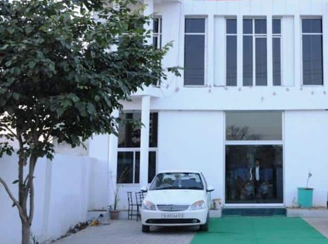 The Raj Palace hotel Bharatpur, Bharatpur 3